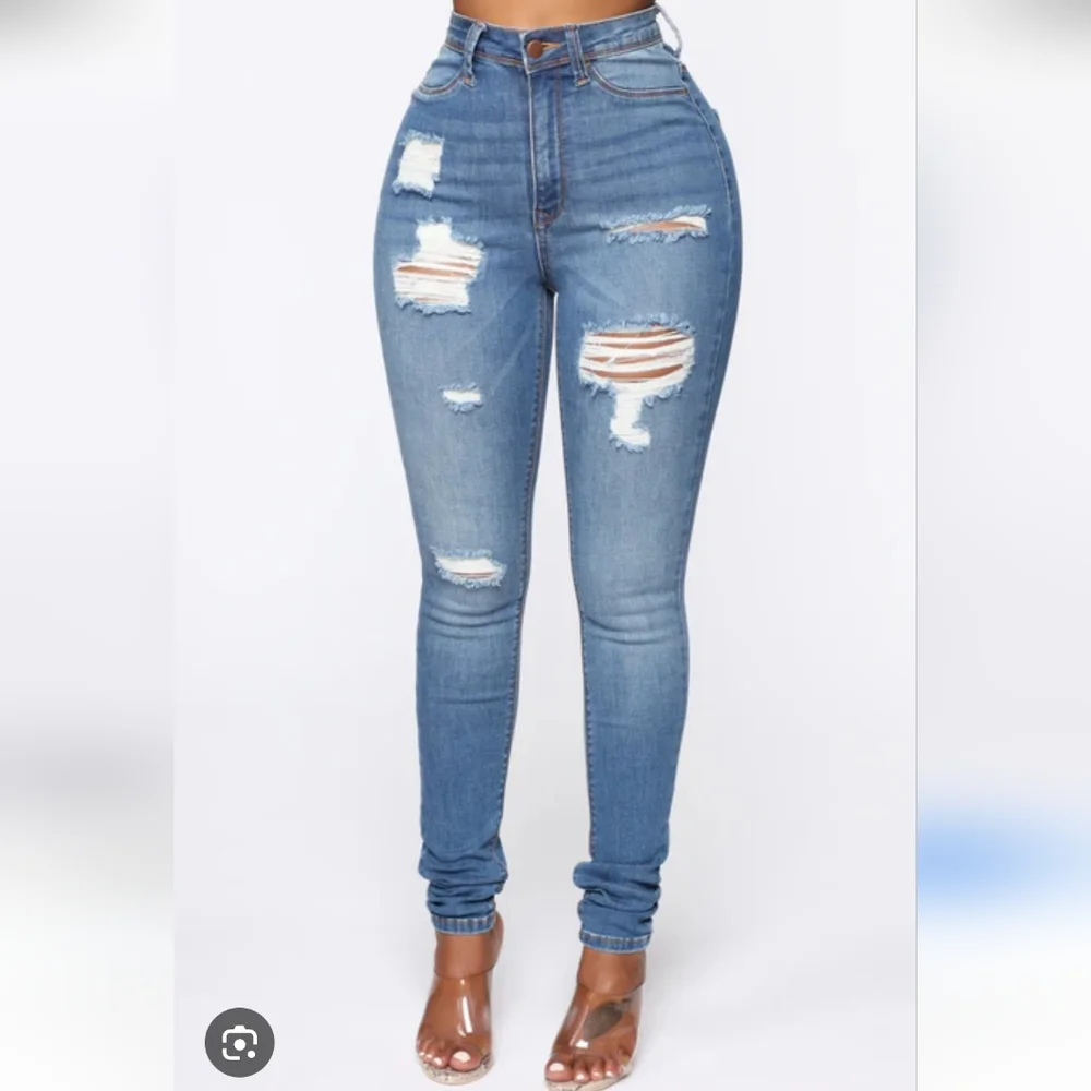 Fashion Nova Size 9 High Rise Distressed Blue Jeans Skinny Stretch 0851-x
